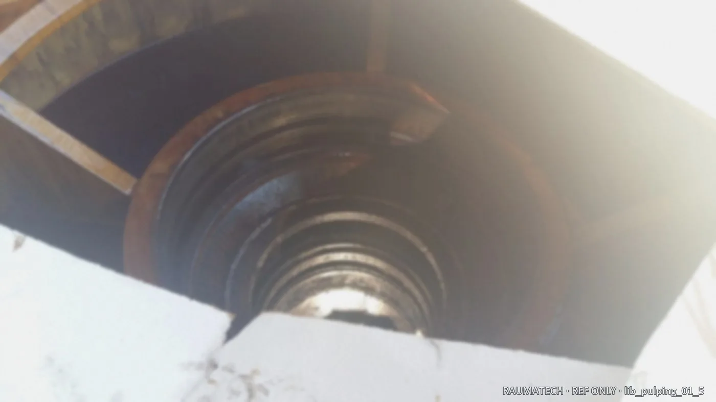 Sleeve and sealing face interior